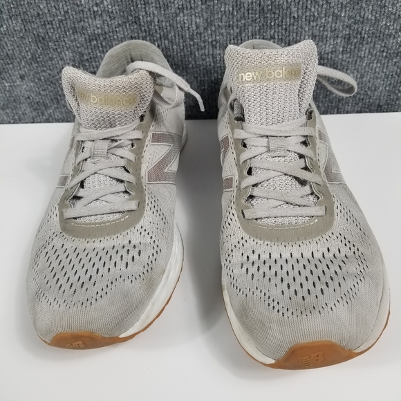 New balance - Picture 3 of 9